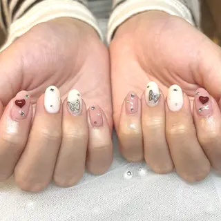 ネイル 鈴木 みのりのネイルデザイン