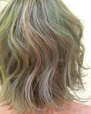 ショート カラー Le Lien カジのヘアスタイル