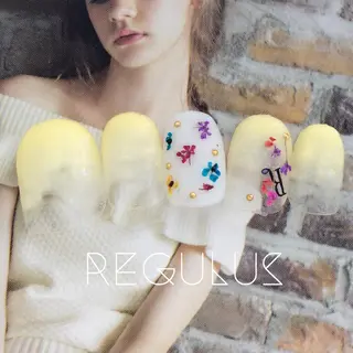 ネイル Regulus 西川のネイルデザイン
