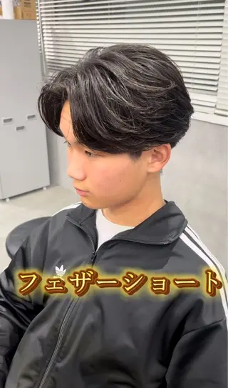 ヘアアレンジ メンズ フェザー🐺韓国 スタイル🇰🇷友輔のヘアスタイル