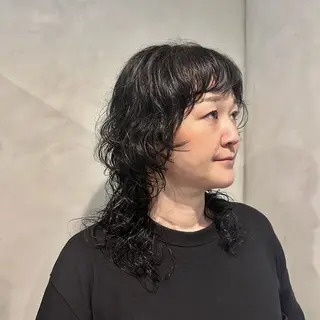 セミロング パーマ Aust hair Stella新宿所属・Yuki☺︎パーマ レイヤーカットウルフのヘアスタイル