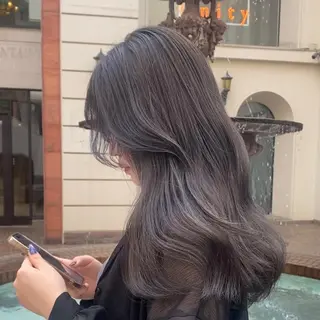 ロング 韓国レイヤー/透明感 カラー🦋mioのヘアスタイル