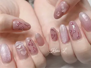 ネイル 芦辺 香奈のネイルデザイン