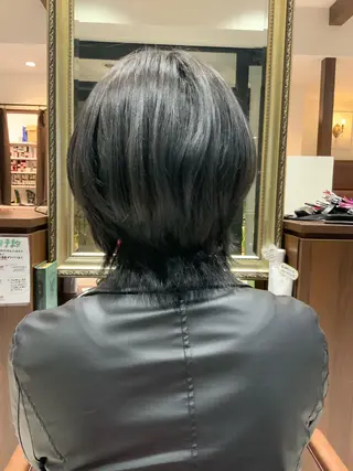 ショート カラー 🌿ストレート🌿 髪質改善☘️シュウヤのヘアスタイル