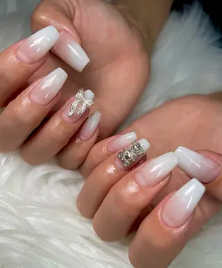 ネイル Nail Salon L'arc所属・☆Mèo ☆のネイルデザイン