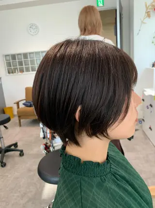 ショート ヨシミ カズヤのヘアスタイル