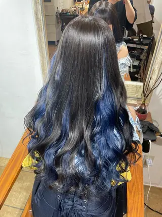ロング カラー ヘアアレンジ にいた　かづしげのヘアスタイル