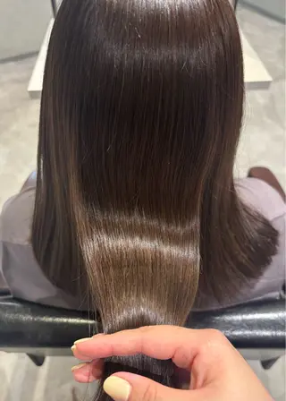 ミディアム 長尾ゆりの/ボブ/ ベージュ/ハイトーンのヘアスタイル