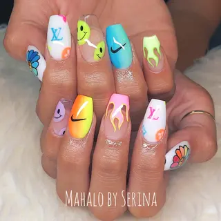 ショート カラー ネイル SUNNY BAE. SERINAのネイルデザイン