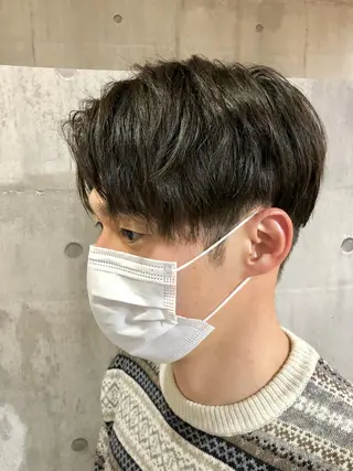 ショート メンズ レイヤー/韓国 ハイトーン興津史弥のヘアスタイル