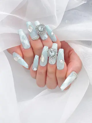 ネイル 五十嵐 美智のネイルデザイン