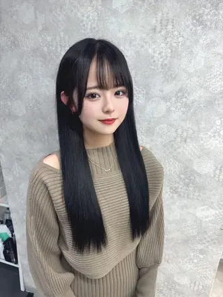 ロング カラー 韓国ヘア特化💍 tiam💍ブリーチのヘアスタイル