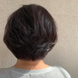 ショート パーマ 庭山 理沙のヘアスタイル