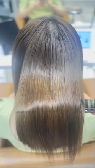 ミディアム SHU/レイヤー /韓国ヘアのヘアスタイル