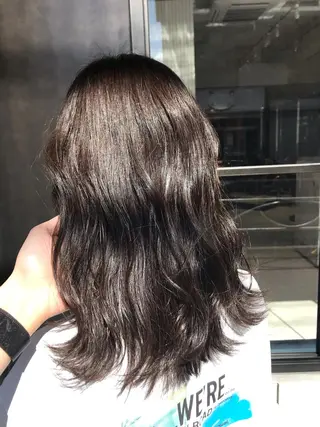 セミロング カラー 谷合 貴志のヘアスタイル