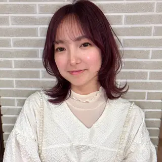ミディアム 顔まわりカット レイヤー桑原 日花理のヘアスタイル