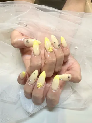 ネイル éclat nail studio（She nail studio内）所属・韓国ワンホン éclat🩵飯山のネイルデザイン