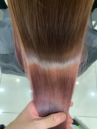 ロング 👑顔周り韓国風 レイヤーSHUTOのヘアスタイル