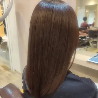 セミロング カラー 佐々野✂️縮毛矯正 /レイヤーカット🫧のヘアスタイル