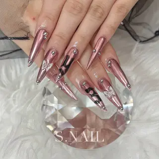 ネイル S♡NAIL所属・S.NAIL Suuのネイルデザイン