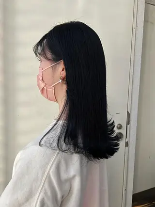 セミロング カラー 韓国🇰🇷レイヤー 映える顔周り🩷のヘアスタイル