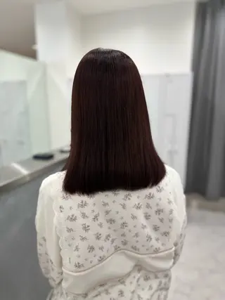カラー 秋永 鈴のヘアスタイル