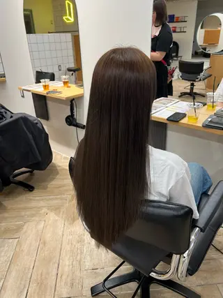 ロング カラー ベージュ/グレージュ 新潟/万代/井上佑のヘアスタイル