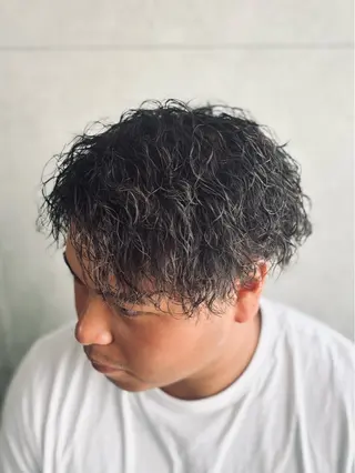 メンズ メンズ専門 💇🏻‍♂️大城のヘアスタイル