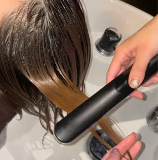 ロング ブリーチ超特化美容師 ☯️ルカ✡️💫のヘアスタイル