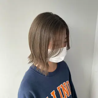 ミディアム レイヤー/ハイトーン 🫧‪Erikaのヘアスタイル