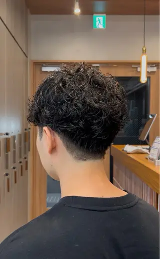 パーマ しずく🧸‎🤍 /elima byのヘアスタイル