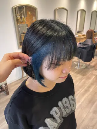 ショート カラー Felice Erikaのヘアスタイル