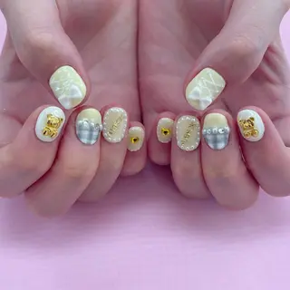 ネイル 五十嵐 美智のネイルデザイン