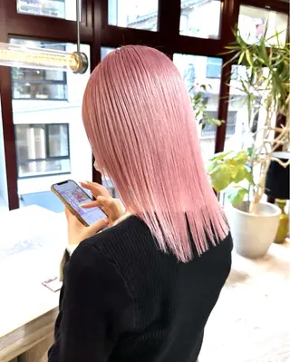 ミディアム 抜きっぱなしブロンド ササキカズマのヘアスタイル