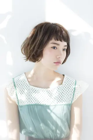 カラー 岩渕 由里香のヘアスタイル