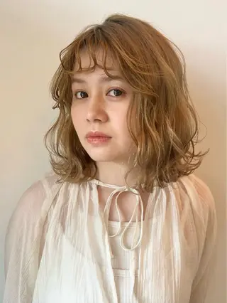 ミディアム カラー フラム所属・WATANABE MISAKIのヘアスタイル