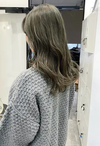 ロング KAZU keshiki大名のヘアスタイル