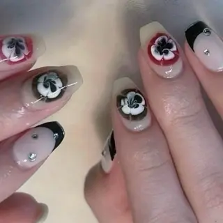 ネイル Nbibi nail salonのネイルデザイン