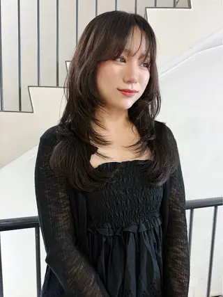 ロング Vibe所属・hanami パーマ/透明感カラーのヘアスタイル