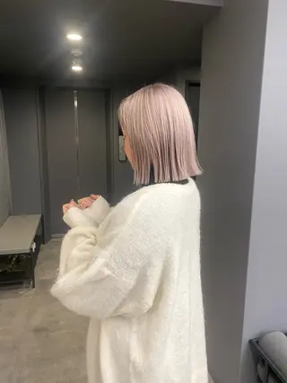 ミディアム 重里 瑠花のヘアスタイル