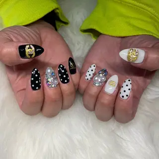 ネイル R nailのネイルデザイン
