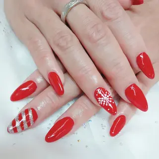 ネイル 柘植 祐子のネイルデザイン