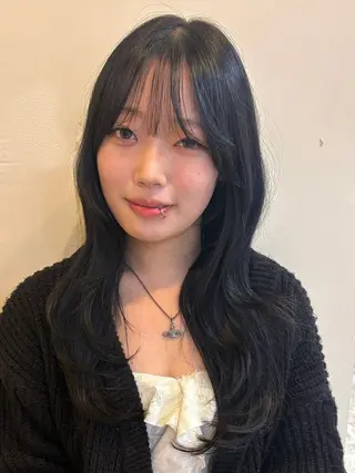 ロング カラー RIN／韓国ヘア レイヤーカットのヘアスタイル