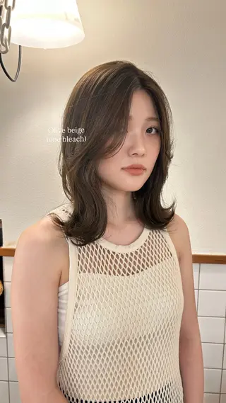 カラー 小倉 さりのヘアスタイル