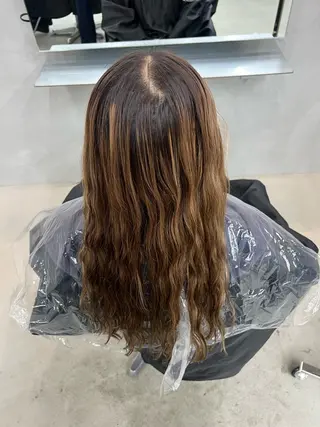 ミディアム カラー 吉沢遣人/レイヤー 艶カラー/パーマのヘアスタイル