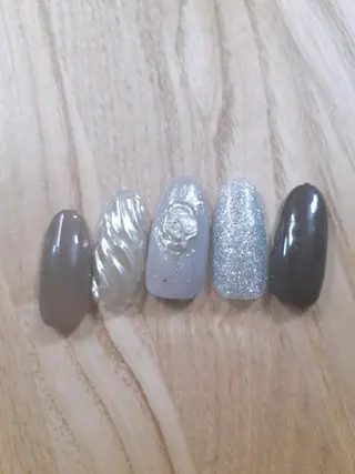 ネイル 鈴木 憂維のネイルデザイン