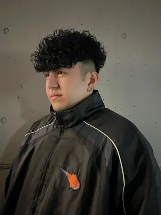 パーマ メンズ fifth神宮前 HIN★T★のヘアスタイル
