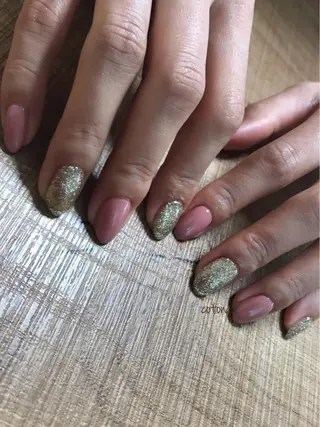 ミディアム ネイル ツメトマツゲ .のネイルデザイン