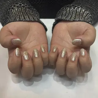 ネイル RALUA名駅前店 山崎のネイルデザイン