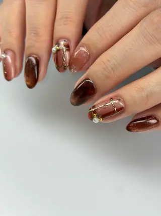 ネイル アトリエみかん所属・MIKA 🍊のネイルデザイン